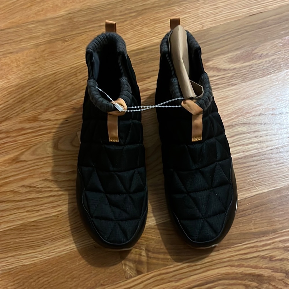 New Teva Ember Mid Boot Quilted Black Womens 8 - Picture 5 of 15